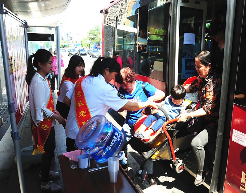 5d12d40f884e1.jpg 5d12d40f884e1.jpg